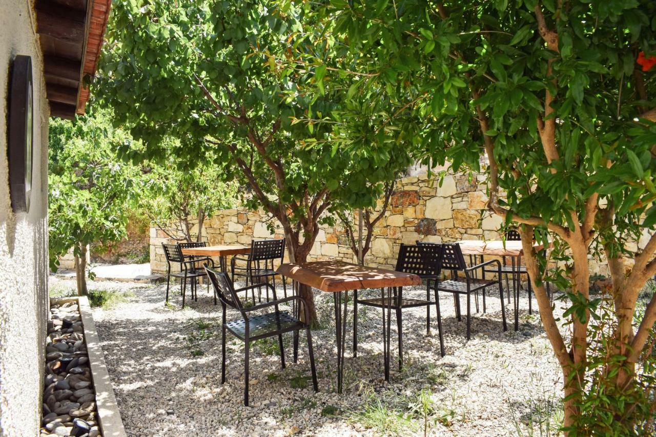 Monastery Estate Guesthouse Soúgia Ngoại thất bức ảnh
